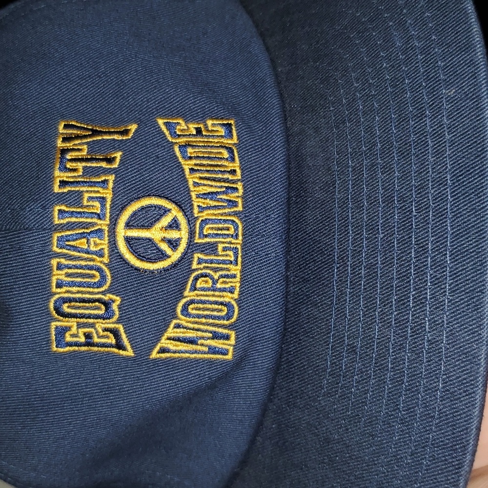 Vans EQUALITY WORLDWIDE ☮️  Buckleback Hat